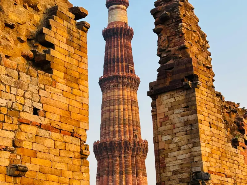 Qutub Minar - Delhi